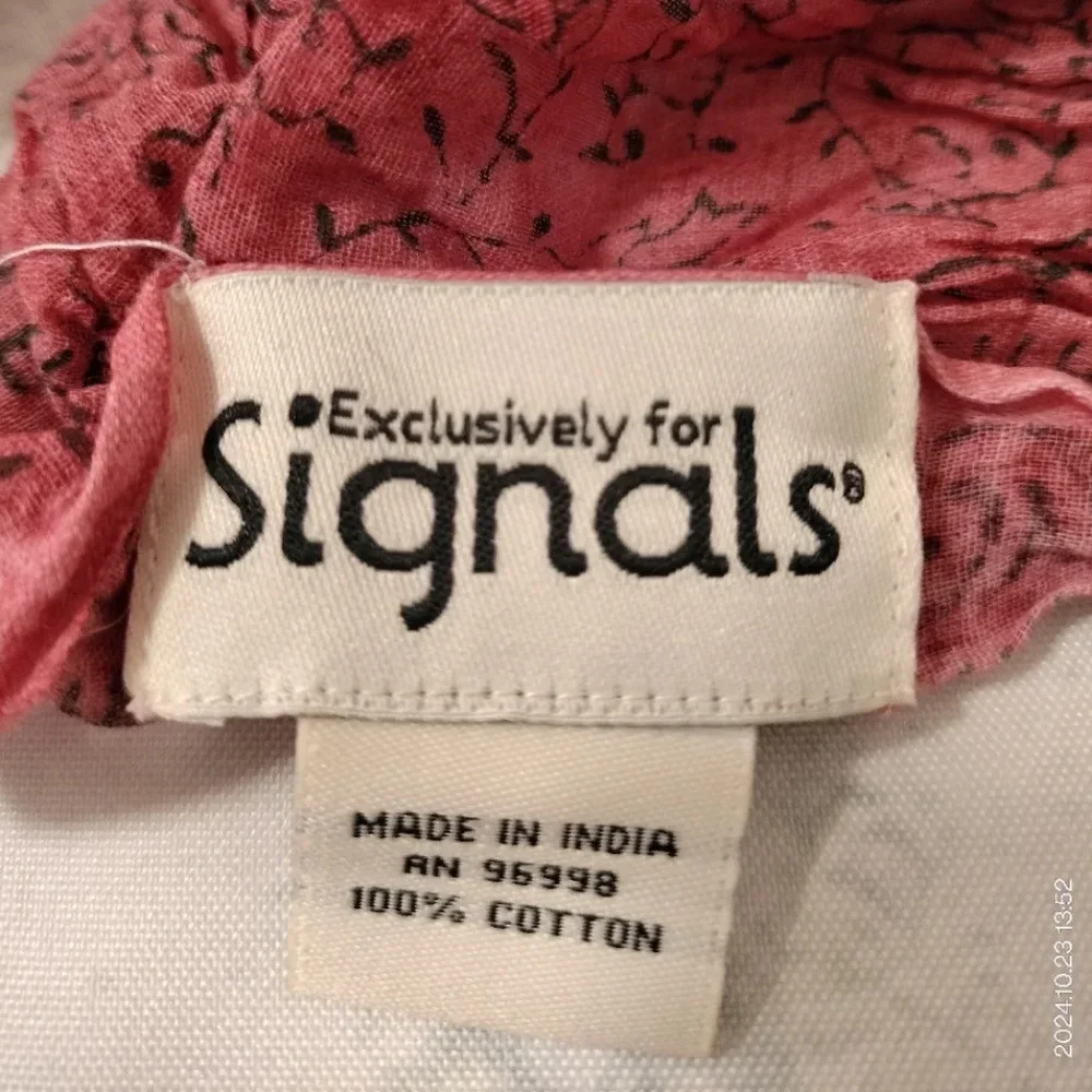 Signals Crinkled Scarf in Rose Black Fray hem black Floral Pattern rectangle